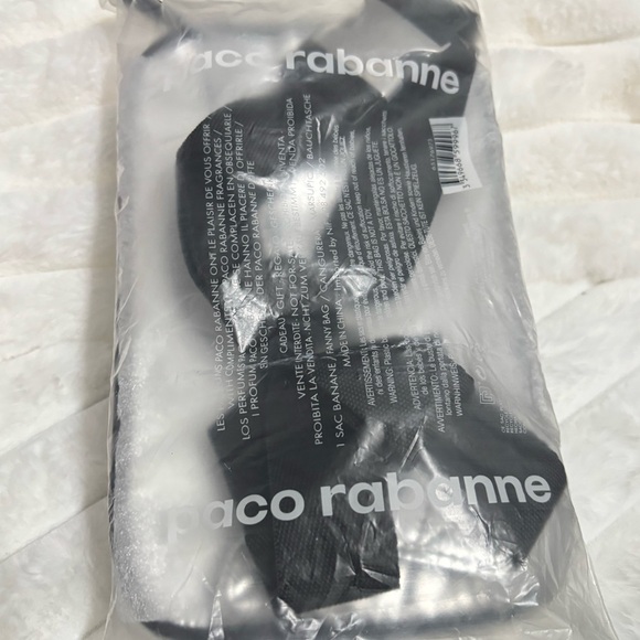 NEW PACO RABANNE  Fanny Pack Silver and Black Belt Bag - Picture 11 of 11